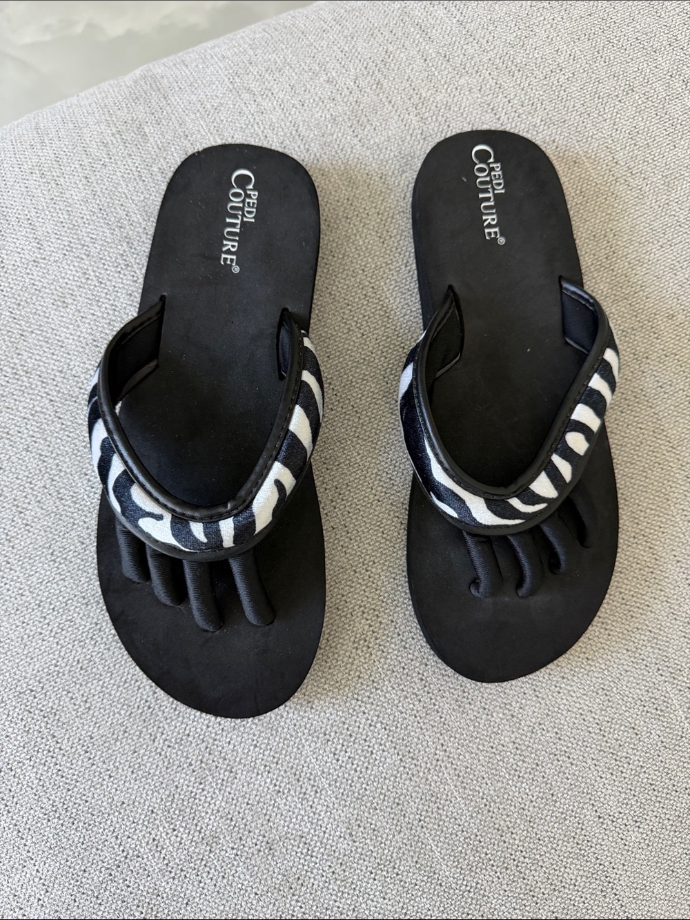 NWOT Pedi Couture Black Zebra-Accent pedicure Flip Flops